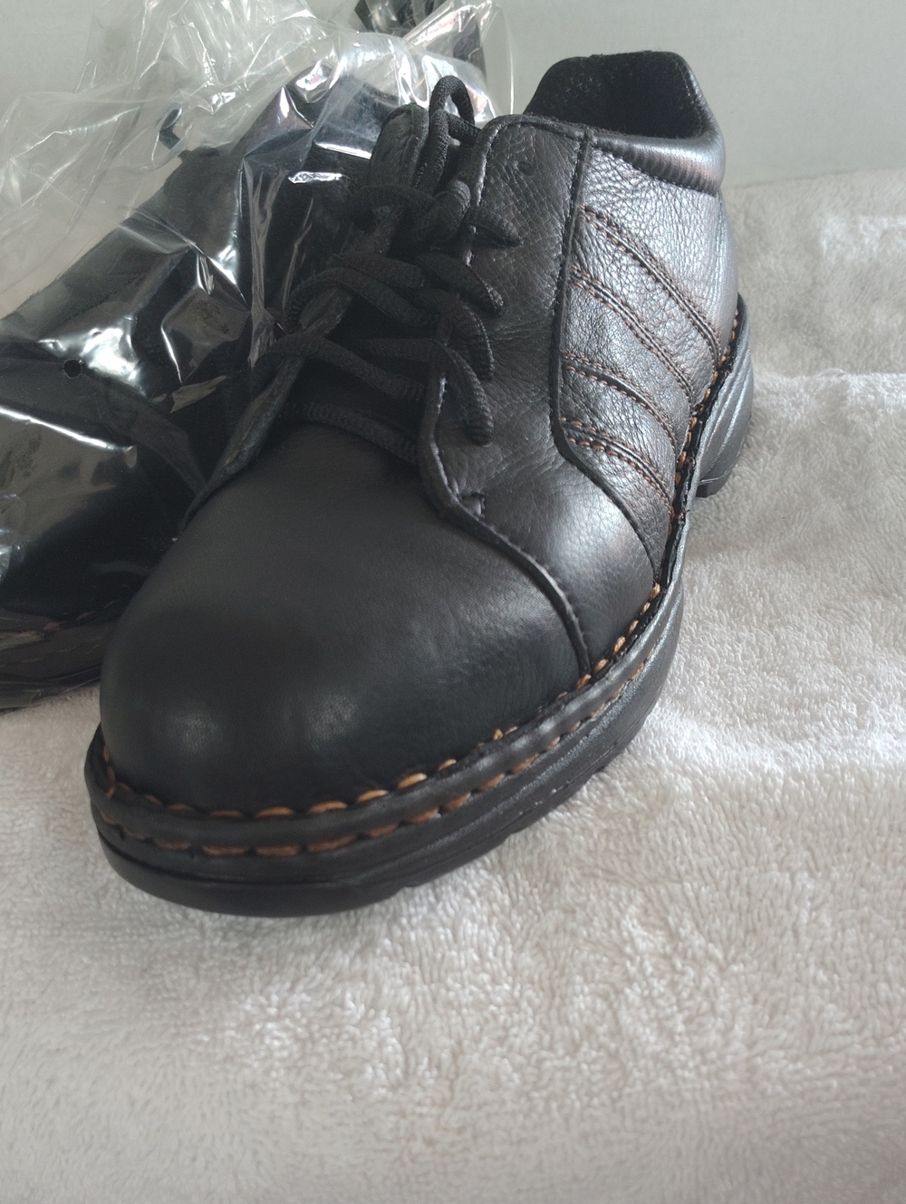 Women's 9W Leather Lace Up Safety Work Shoe
